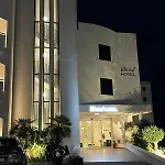 Bikini Hotel 3*
