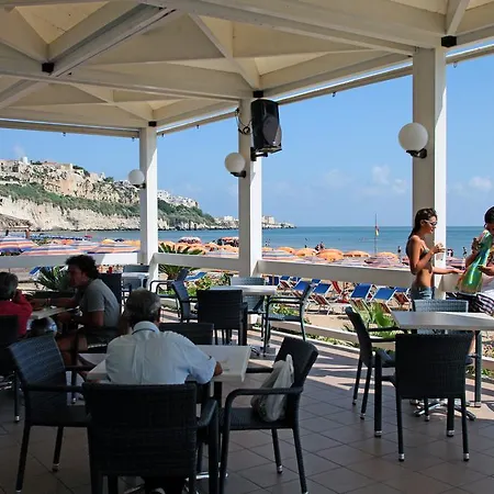 Bikini 3* ויאסטה