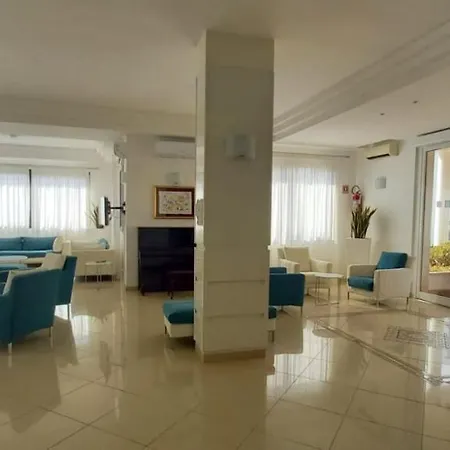 Bikini Hotel 3*